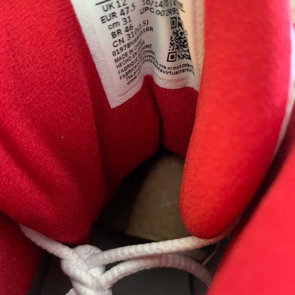 Jordan 13 Retro - Picture 4 of 5